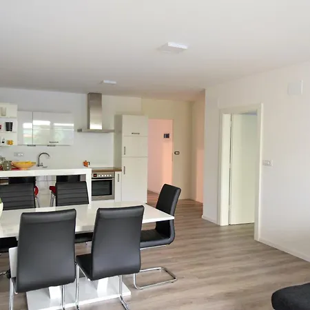 Apartment Haus Matha *